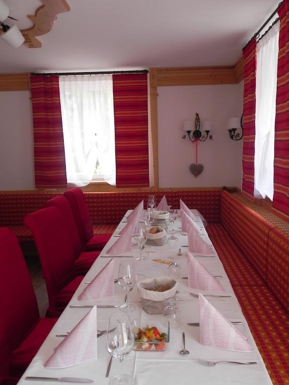 Sole Levante Malè Екстериор снимка